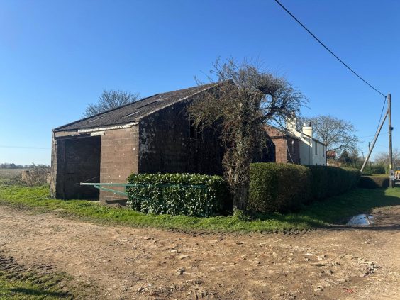 Ferndale Farmyard, Birds Drove, Surfleet, Spalding, Lincolnshire, PE11 4BE