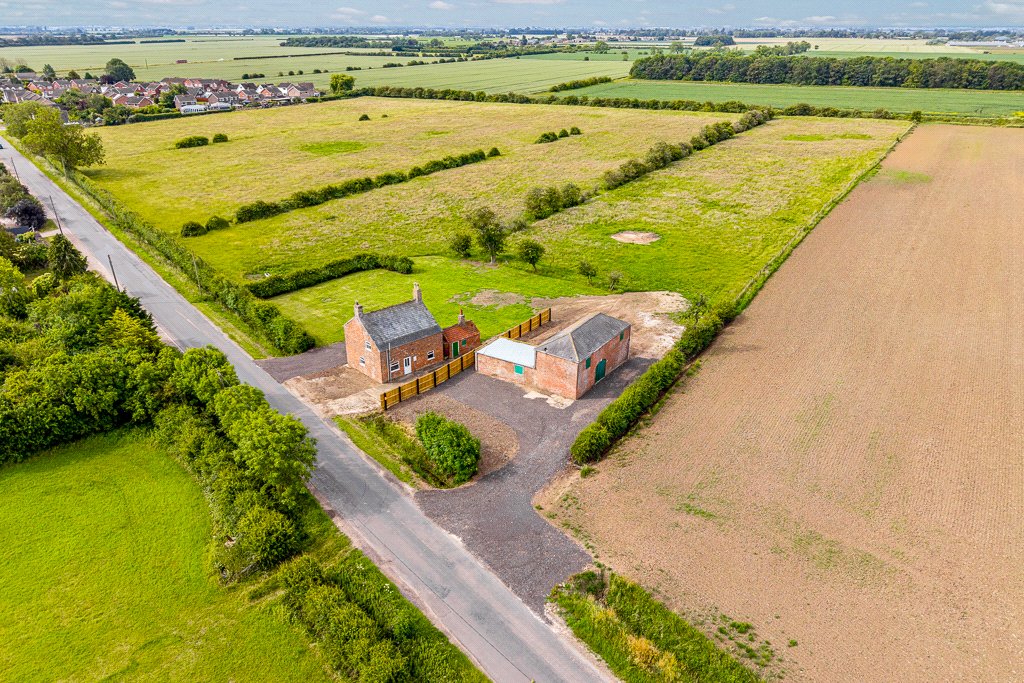 Detached House and Barn for Conversion